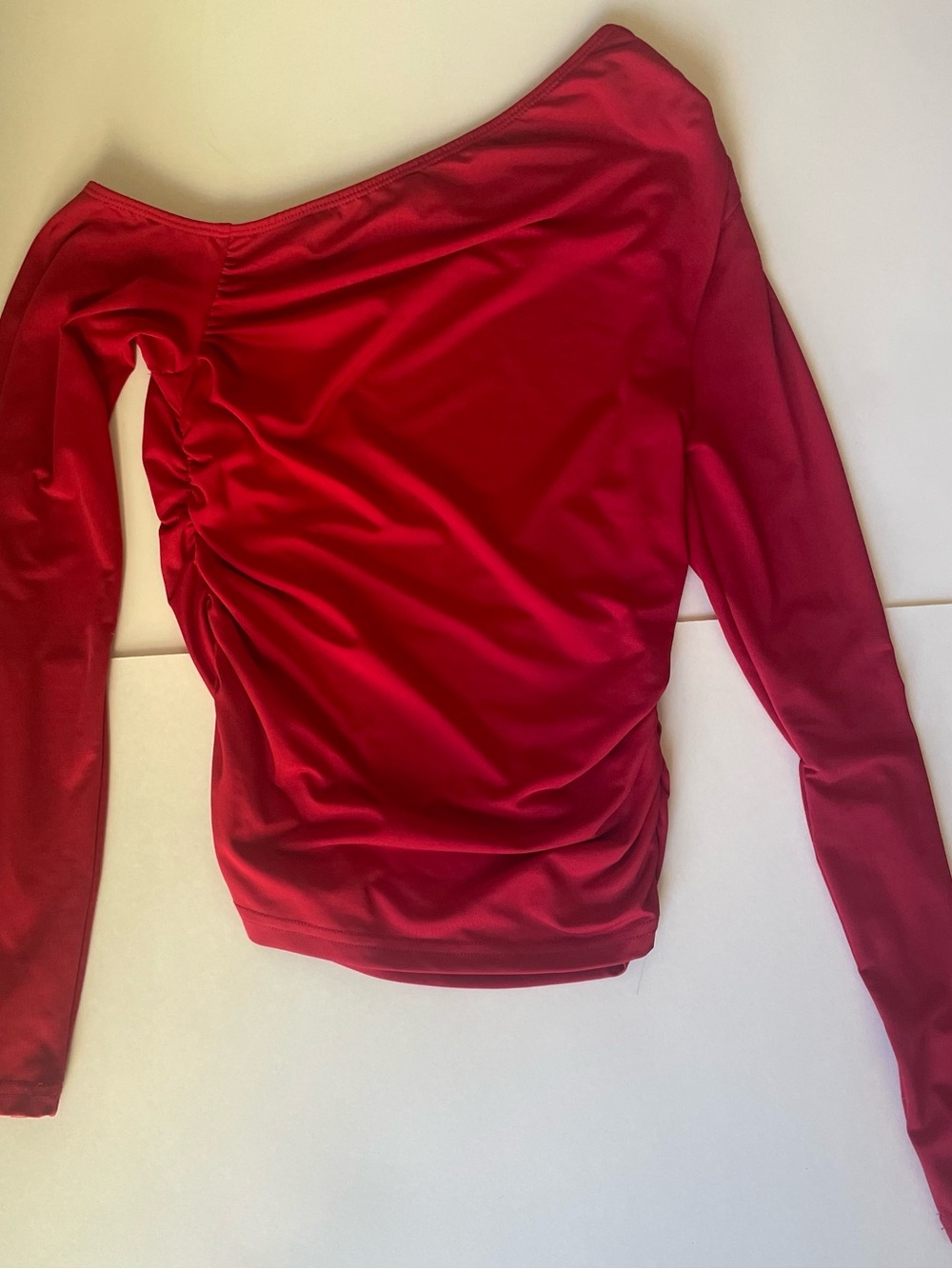 Edikted Red Off-Shoulder Long Sleeve Ruched Asymmetric Top